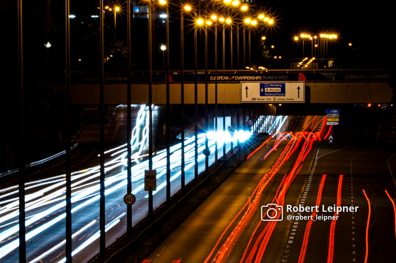 Landzeitbelichtung des mittleren Rings in München