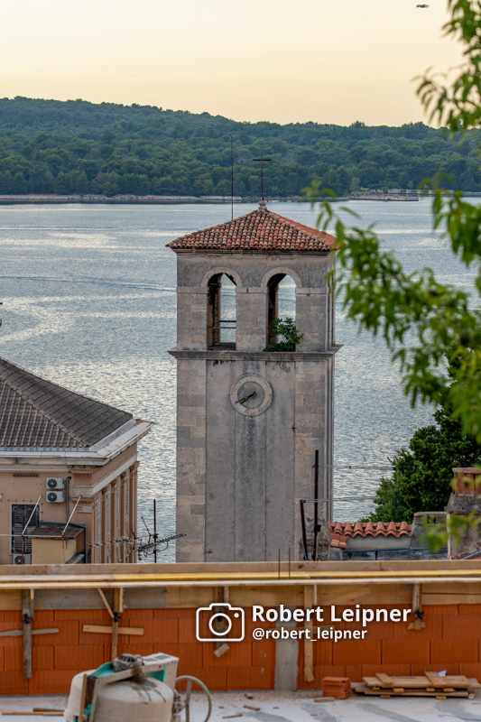 Blick auf einen alten Turm