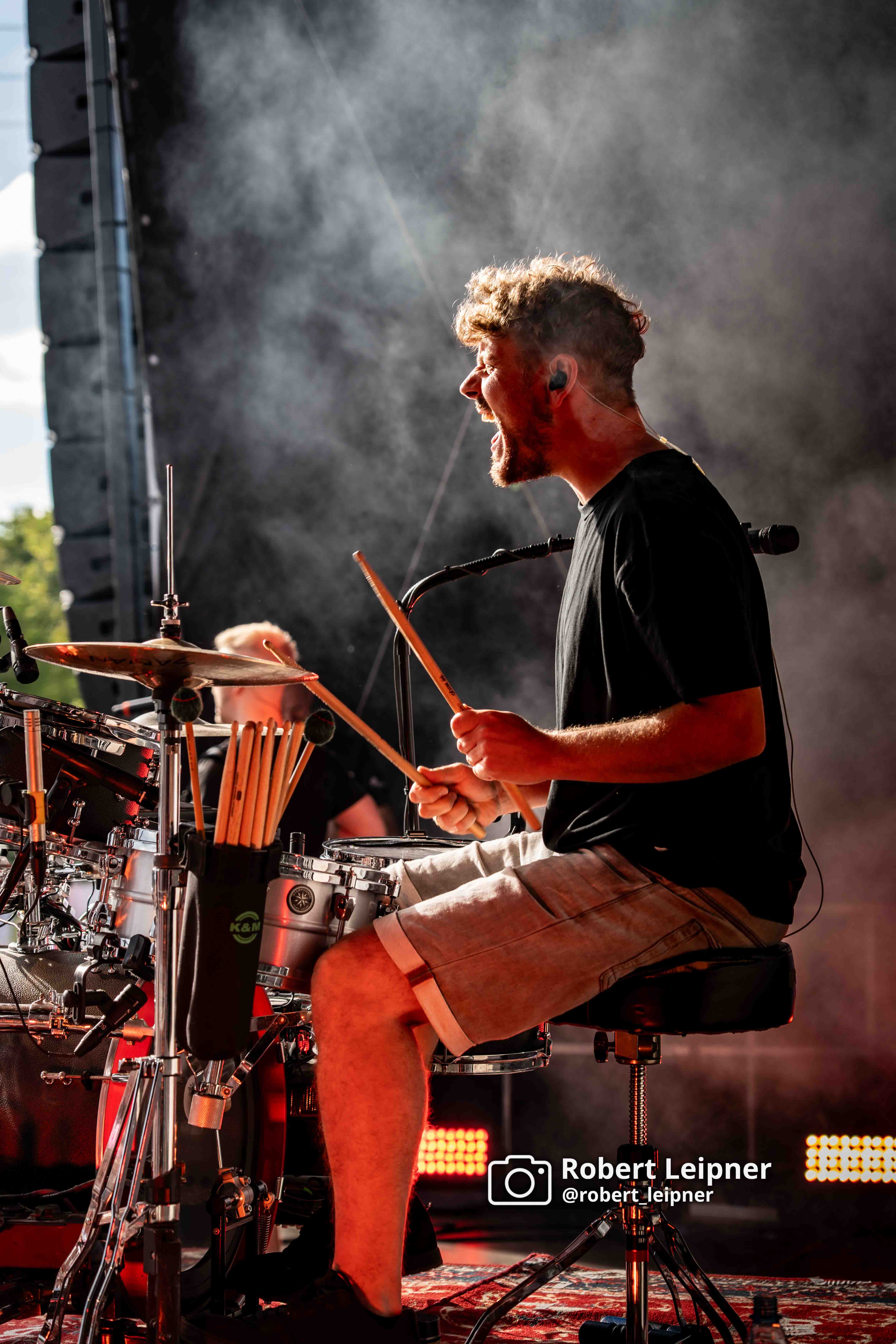 Schlagzeuger der Karnevalsband Miljö